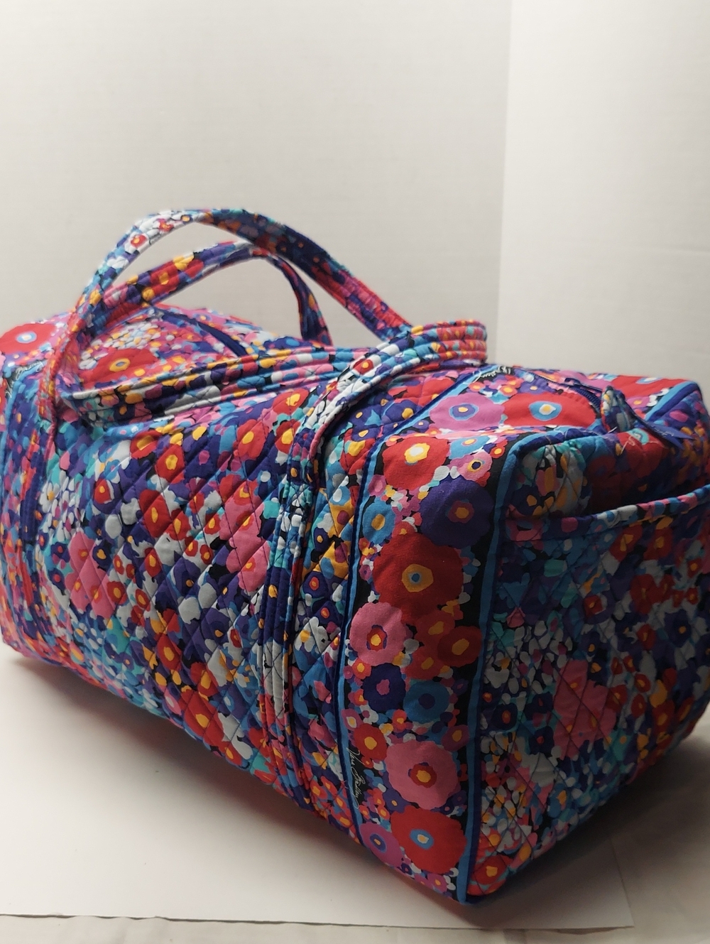 NEW without tags Vera Bradley Quilted Floral Weekender Bag in Red and Blue